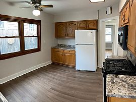 646 S 103rd St, West Allis, Wi 53214 in West Allis, WI (Photo 6 of 9)