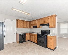 1205 Meadow Glen Dr, Frankfort, Ky 40601  House For Rent in Frankfort, KY (Photo 5 of 12)