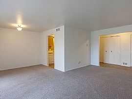 Cranbrook Centre - Southfield, Mi, 18333 South Dr #54, Southfie in Southfield, MI (Photo 6 of 8)