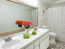 Cranbrook Centre - Southfield, Mi, 18333 South Dr #54, Southfie in Southfield, MI (Photo 7 of 8)