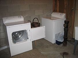 2526 E Stratford Ct, Milwaukee, Wi 53211 in Milwaukee, WI (Photo 7 of 9)