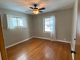 3209 N 91st St, Milwaukee, Wi 53222 in Milwaukee, WI (Photo 6 of 11)