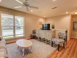357 S School St, Fairhope, Al 36532 in Fairhope, AL (Photo 3 of 10)