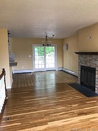 8 Bucciarelli Ln, Norwalk, Ct 06850 in Norwalk, CT (Photo 3 of 6)