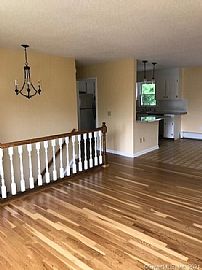 8 Bucciarelli Ln, Norwalk, Ct 06850 in Norwalk, CT (Photo 4 of 6)