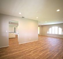 1811 E Yale Dr, Tempe, Az 85283 in Tempe, AZ (Photo 5 of 8)