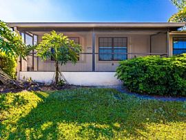 5385 Treetops Dr #r-2, Naples, Fl 34113 in Naples, FL