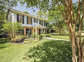 5 Bedroom Home in Austin, TX (Photo 2 of 7)