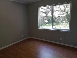 5 Bedroom Home in Austin, TX (Photo 5 of 7)