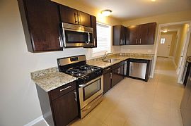  5942 N Drake Ave, Chicago, Il 60659  in Chicago, IL (Photo 2 of 10)