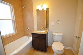  5942 N Drake Ave, Chicago, Il 60659  in Chicago, IL (Photo 8 of 10)