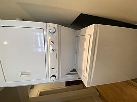  2029 W Jarvis Ave Apt 3, Chicago, Il 60645  in Chicago, IL (Photo 8 of 12)