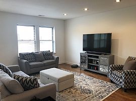  3824 N Ashland Ave Apt 3, Chicago, Il 60613  in Chicago, IL (Photo 6 of 11)