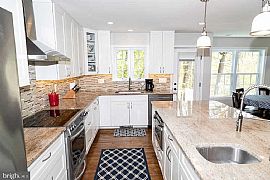 4 Bedrooms House in Arlington, VA (Photo 9 of 12)