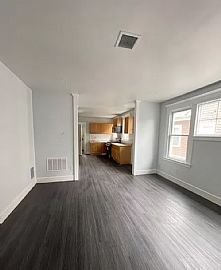 23 Harding Pl, New Haven, Ct 06511 in New Haven, CT (Photo 4 of 10)