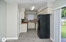 Miami 3 Bedroom House  in Miami, FL (Photo 5 of 8)