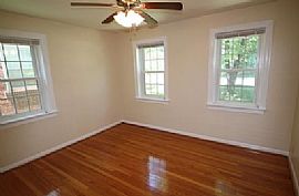 Nice and Comfortable House. 7740 Blackberry Ave, Saint Louis, M in Saint Louis, MO (Photo 6 of 12)