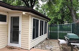 Spacious 3 Bedroom House. 1400 Fournier Dr, Saint Louis, Mo 631 in Saint Louis, MO (Photo 4 of 10)