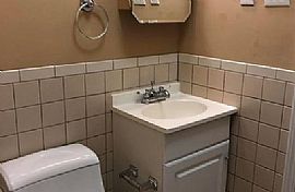 Spacious 3 Bedroom House. 1400 Fournier Dr, Saint Louis, Mo 631 in Saint Louis, MO (Photo 5 of 10)