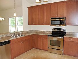 8964 Sw 75th Ln, Gainesville, Fl 32608 in Gainesville, FL (Photo 5 of 8)