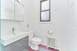  168 W 130th St Apt 3, Manhattan, Ny 10027  in Manhattan, NY (Photo 3 of 10)