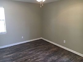 2015 Palmer Ave, Leeds, Al 35094 in Leeds, AL (Photo 4 of 9)