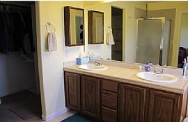 Comfortable House. 1053 Pepper Ln, Fernley, Nv 89408 in Fernley, NV (Photo 3 of 5)