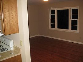 857 Bruce St, London, Ky 40741  in London, KY (Photo 2 of 10)