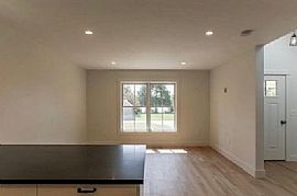 Lovely and Peaceful 1 Bedroom House. 15 Cedar Point Rd, Durham, in Durham, NH (Photo 5 of 11)