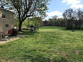 7802 Vine Crest Ave, Lyndon, Ky 40222 Rent$700 Anddep $700 in Lyndon, KY (Photo 4 of 4)