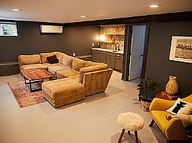 Charming 3 Bedroom Home in Seattle, WA (Photo 6 of 12)