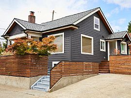 Charming 3 Bedroom Home in Seattle, WA