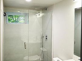 Charming 3 Bedroom Home in Seattle, WA (Photo 8 of 12)