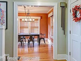 Charming 3 Bedroom Home in Champaign, IL (Photo 6 of 8)