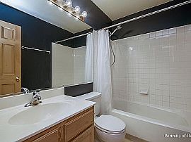 Charming 3 Bedroom Home in Naperville, IL (Photo 7 of 11)