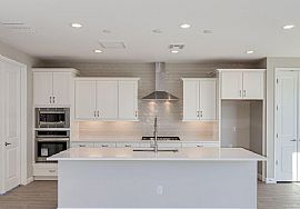 1810 E Saguaro Park Ln, Phoenix, Az 85024 in Phoenix, AZ (Photo 2 of 3)