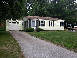 38 Chestnut Hill Rd, Chepachet, Ri 02814 in Chepachet, RI (Photo 7 of 7)