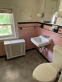 52 Maplewood Ave, Warwick, Ri 02889 in Warwick, RI (Photo 6 of 6)