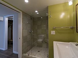 Charming 3 Bedroom Home in Seattle, WA (Photo 10 of 11)