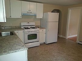 38 Chestnut Hill Rd, Chepachet, Ri 02814 in Chepachet, RI (Photo 3 of 10)