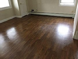 37 N Hull St, East Providence, Ri 02914 in East Providence, RI (Photo 3 of 12)