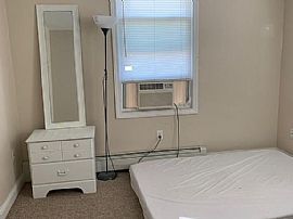 37 N Hull St, East Providence, Ri 02914 in East Providence, RI (Photo 5 of 12)