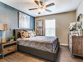 The Republic West Apartments, 241 E Interstate Highway 30 #c352 in Garland, TX (Photo 4 of 8)