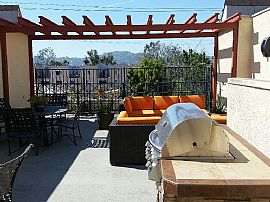 Windfaire Apartments, Apt 305, 11047 Otsego St, North Hollywood in North Hollywood, CA (Photo 5 of 12)