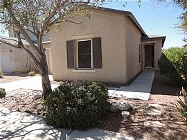 Convenience Living "3bedroom Rent House " in Tucson, AZ