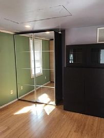 Beautiful 1 Bedroom 1.5 Bathroom  in Baltimore, MD (Photo 8 of 11)