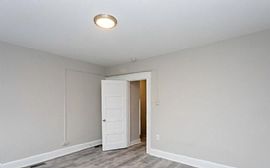 Lovely 3 Bedrooms 2 Bathroom Bathroom  in Baltimore, MD (Photo 10 of 12)