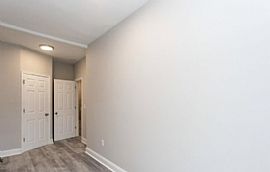 Lovely 3 Bedrooms 2 Bathroom Bathroom  in Baltimore, MD (Photo 9 of 12)