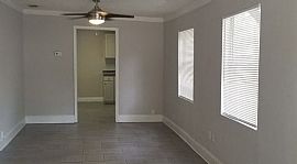  Beautiful 3 Bedrooms 2 Bathroom  in Tampa, FL (Photo 2 of 11)