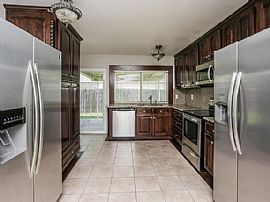 Charming 4 Bedroom 2 Bathroom House For Rent  in Grand Prairie, TX (Photo 6 of 12)